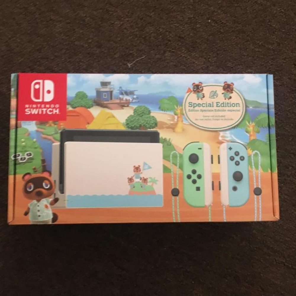 Nintendo Switch - Picture 2 of 8
